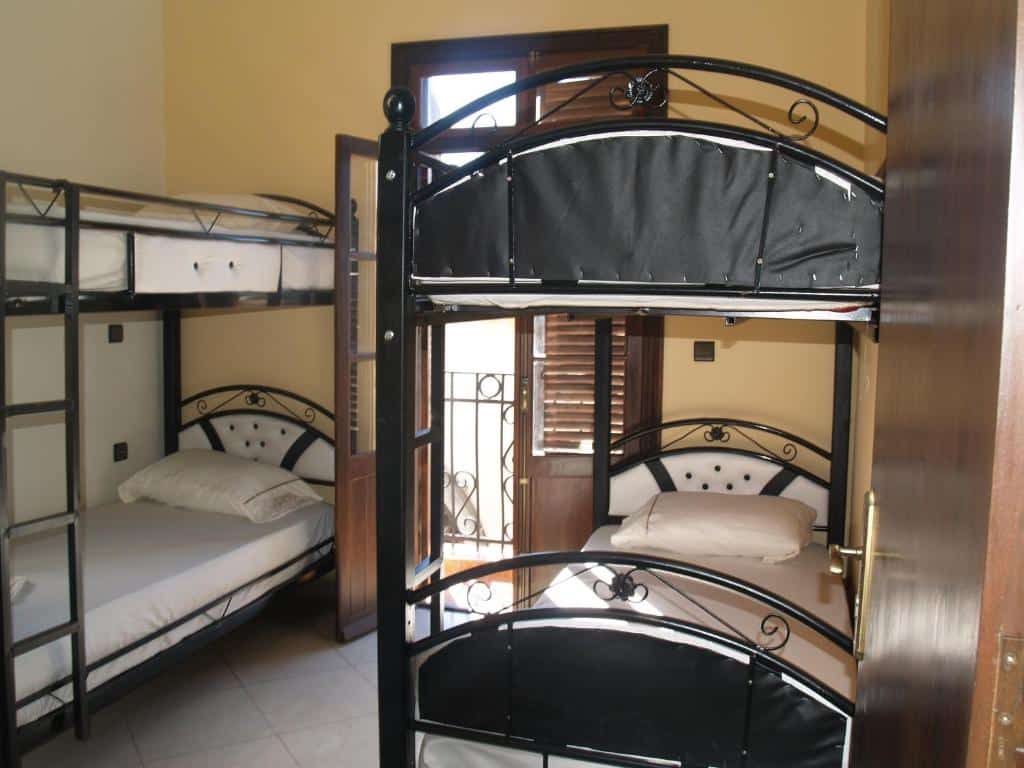 Dortoir de l'auberge TanjaLucia Hostel à Tanger.