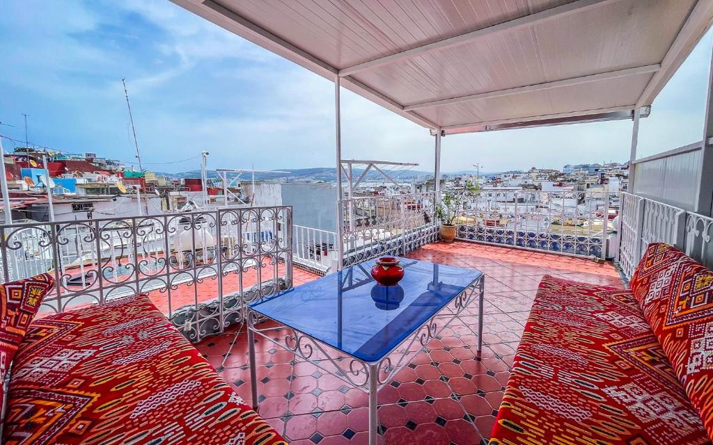 Rooftop de l'auberge Tangiers Hostel à Tanger.