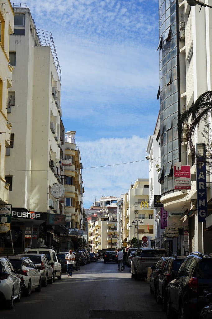 Dans une rue du centre ville de Tanger.
