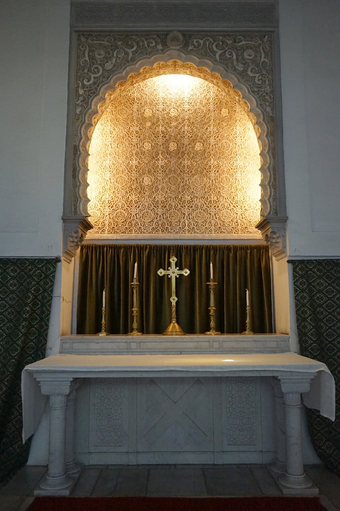 Autel de l'église Saint Andrew à Tanger.