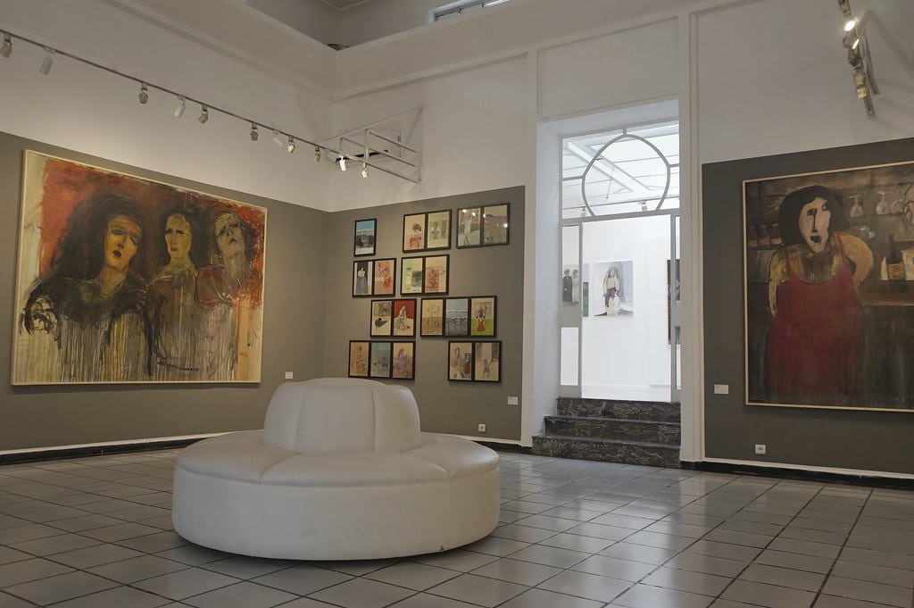 Dans la galerie Delacroix à Tanger.