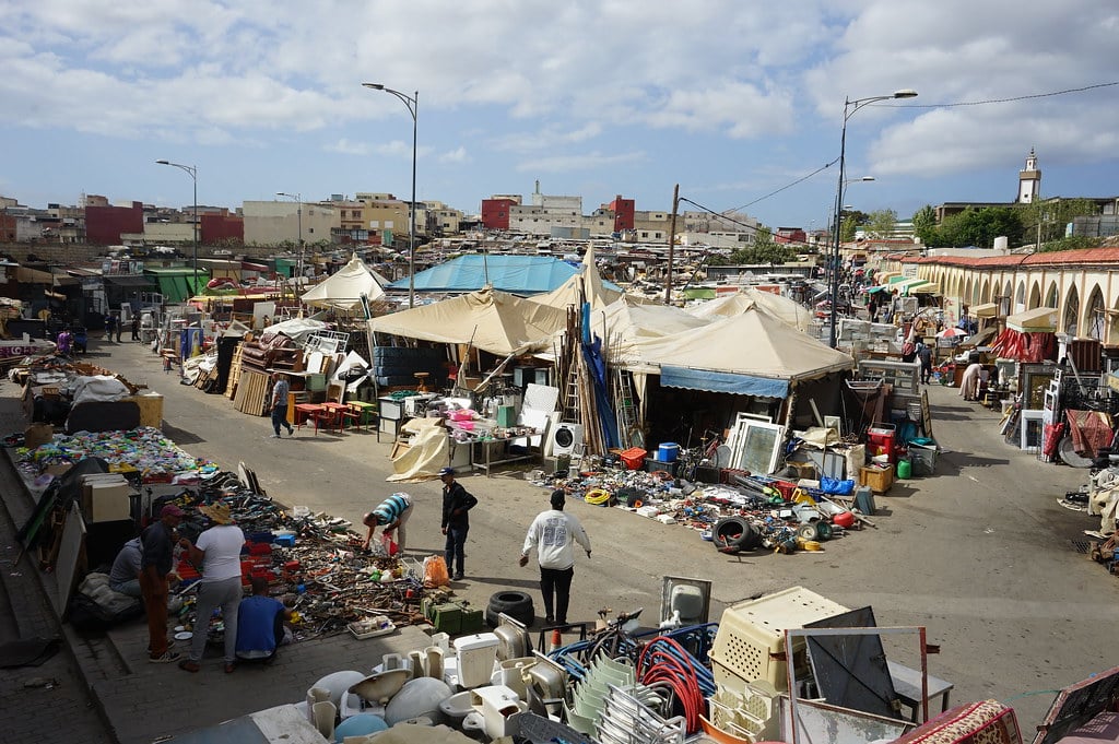 Marché de Casabarata : Plus grand souk et friperies de Tanger