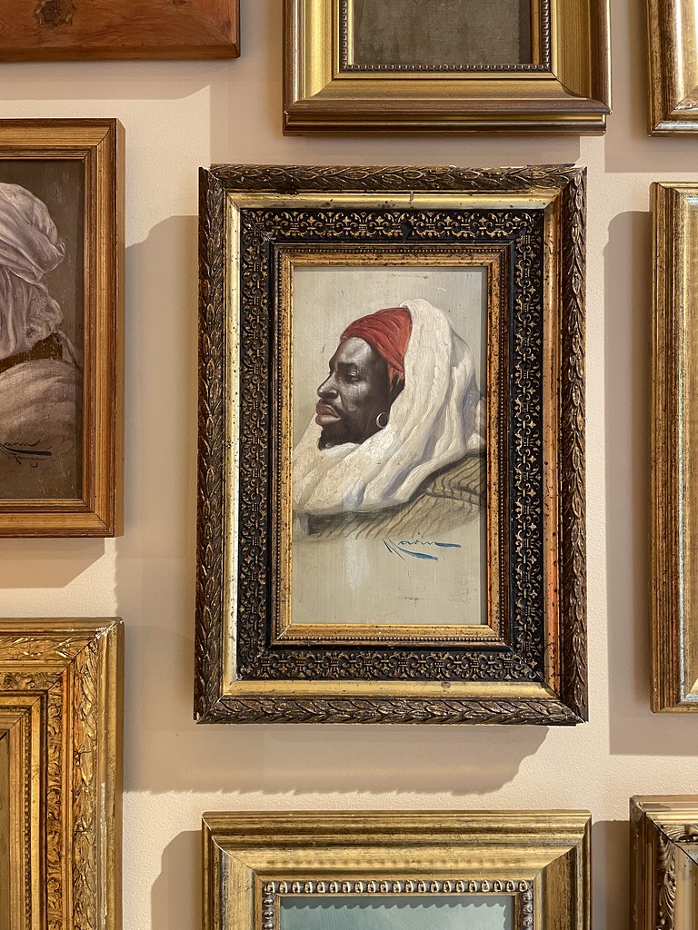 Portrait de Diego Marin Lopez dans le Musée Dar Niaba à Tanger.