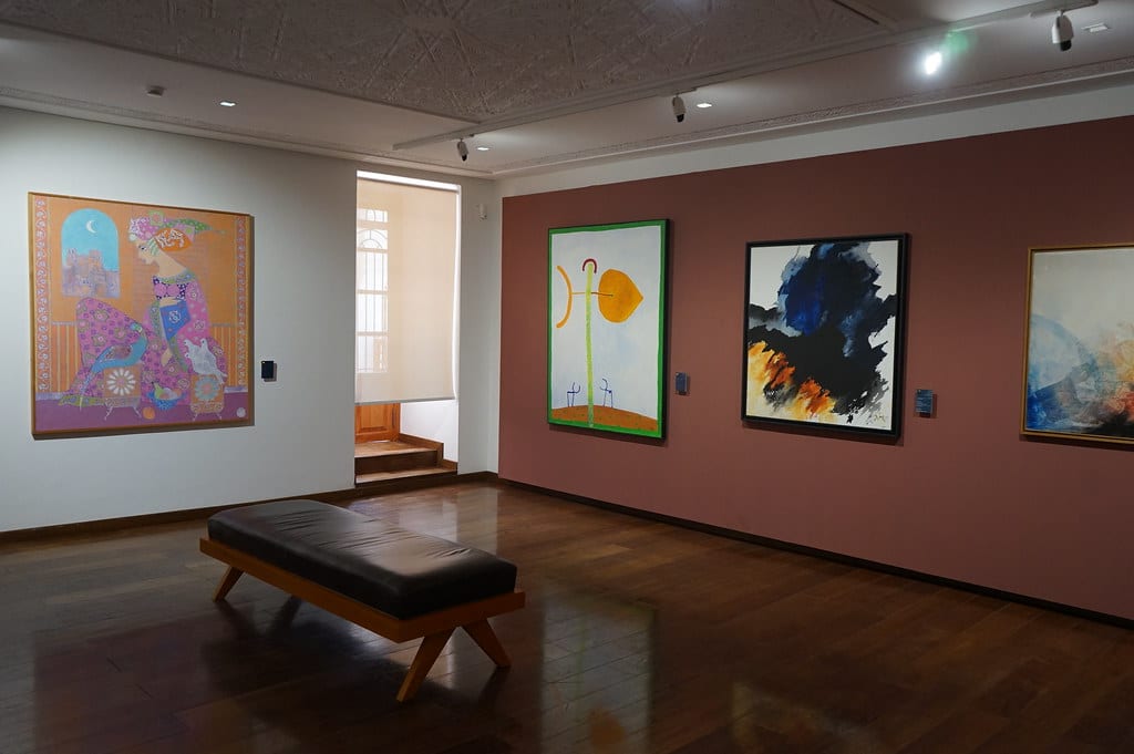 Dans la partie dédiée à l'art contemporain du musée de la Villa Harris à Tanger.