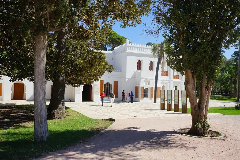 Dans le jardin de la Villa Harris à Tanger.