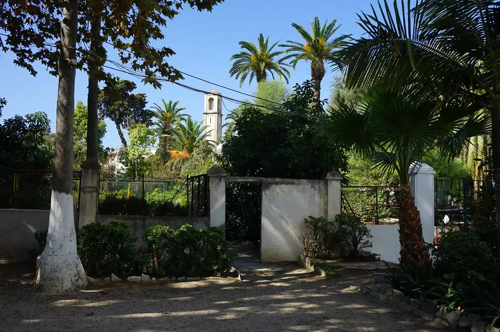 Eglise Saint Francis depuis le Palais Moulay Hafid appelé aussi Palais de la civilisation italienne à Tanger.