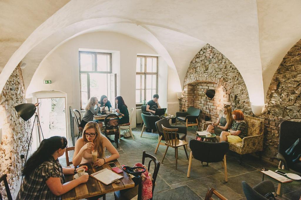Coin café de l'Hotel Miss Sophie à Olomouc.