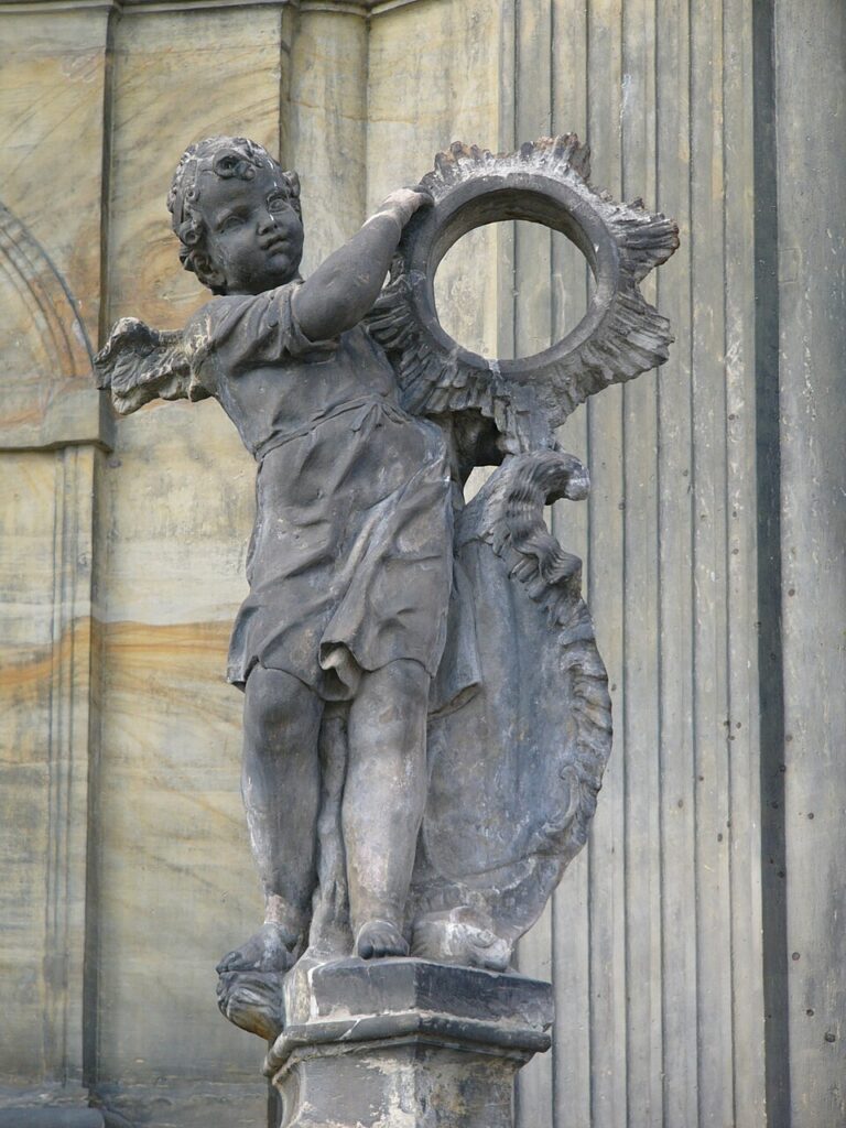 Lucifer sur la Statue de la Sainte Trinité à Olomouc - Photo de Michal Manas - Licence ccby 4.0