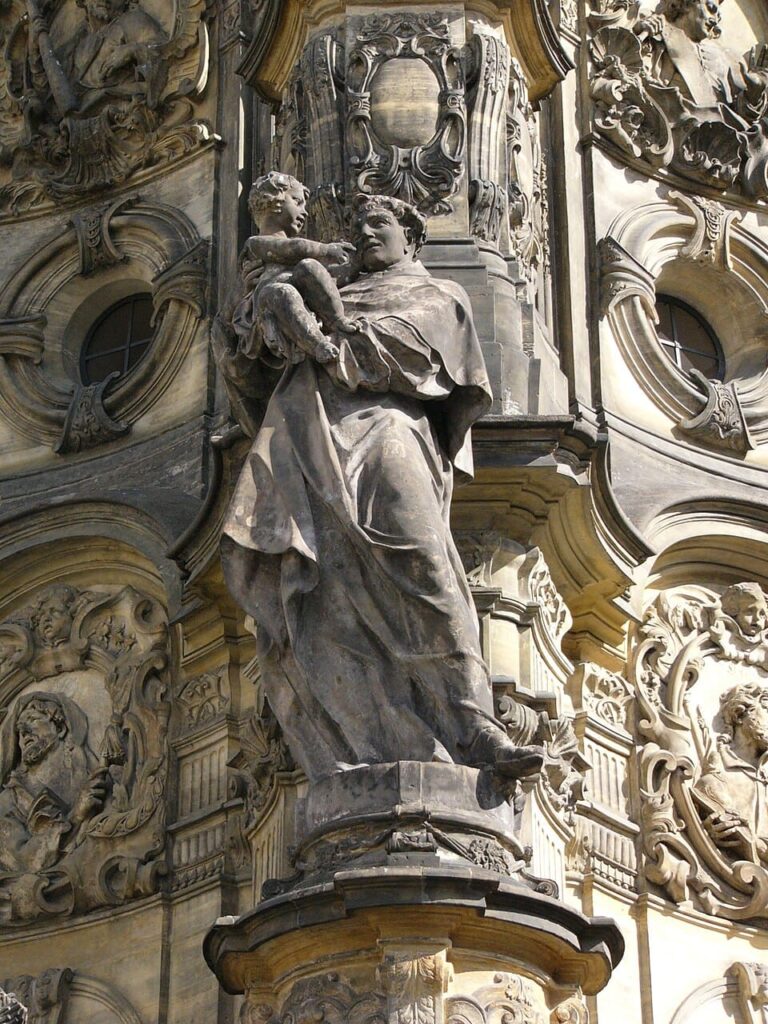 Statue de Saint Antoine de Padoue sur la Statue de la Sainte Trinité à Olomouc - Photo de Michel Manas - Licence ccby 4.0