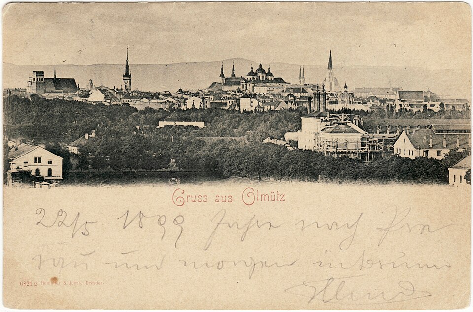 Panorama d'Olomouc vers 1900 sur une carte postale ancienne.