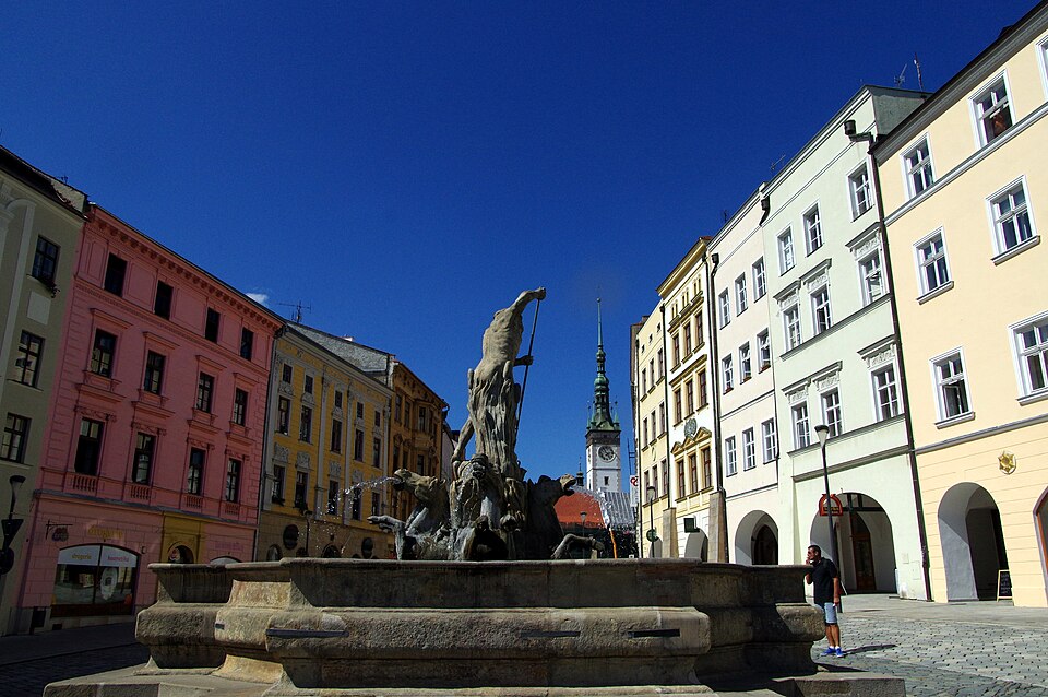 Fontaine Neptune sur la place basse de la vieille ville d'Olomouc - Photo de Donald Judge - Licence ccby 2.0