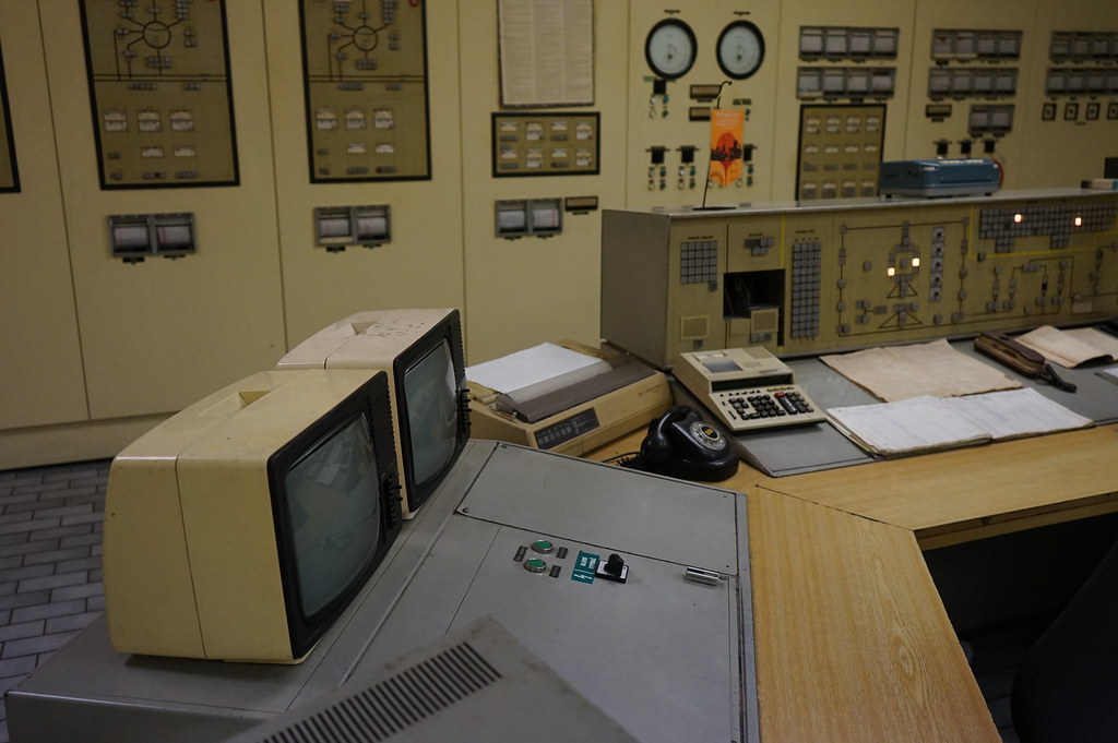Dans la salle de contrôle de l'usine de Dolni Vitkovice : Pressions, températures, vibrations... dans une ambiance proche de celle Tchernobyl.
