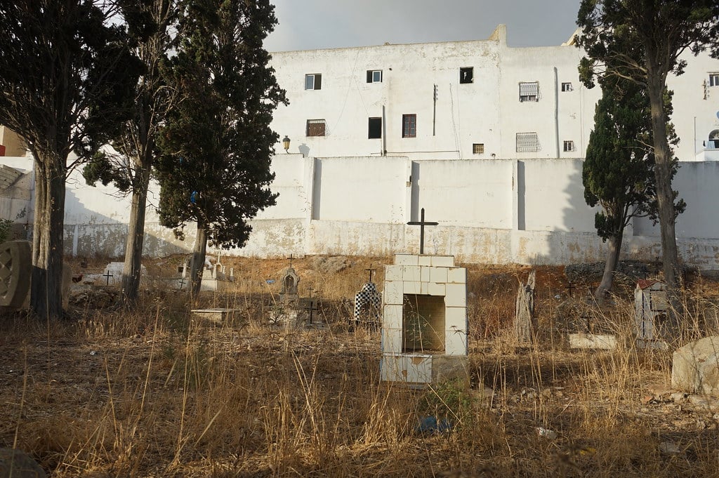 Dans le cimetière espagnol civil de Tétouan.