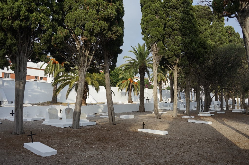 Dans le cimetière militaire espagnol de Tétouan.