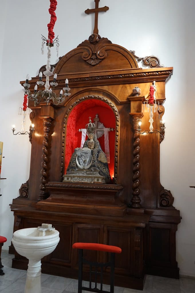 Chapelle de Nave de l'église de Notre Dame des victoires à Tétouan.