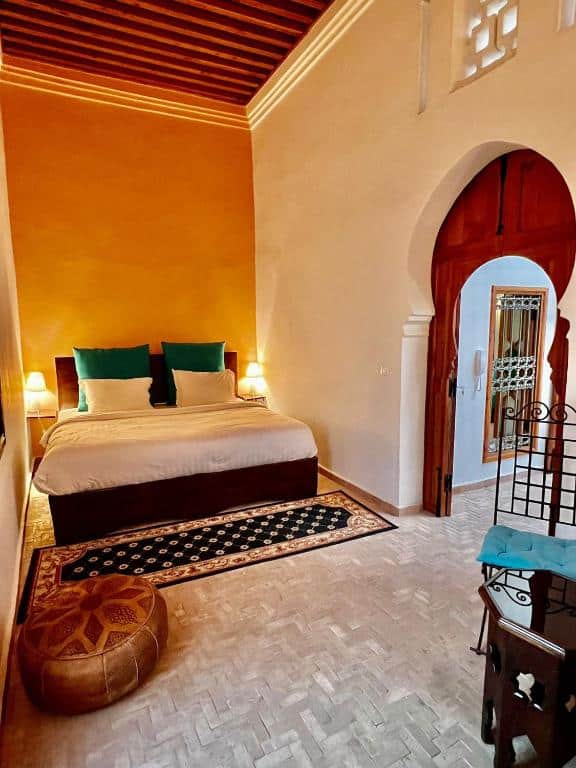 Chambre de l'hotel Riad Dar Hanae à Tétouan.