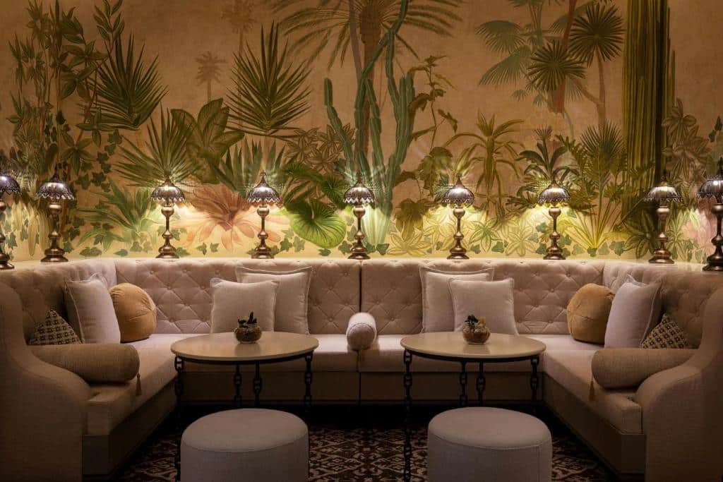 Café / restaurant de l'hotel The St Regis La Bahia Blanca près de Tétouan.