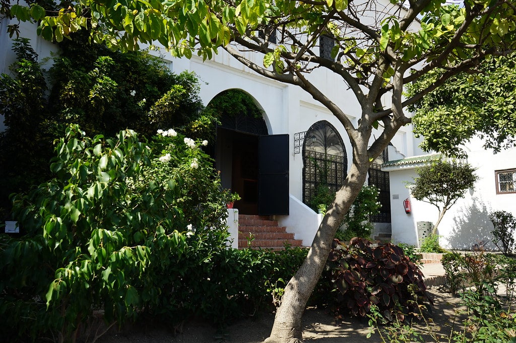 Petit jardin du Musée ethnographique Bab Okla à Tétouan.