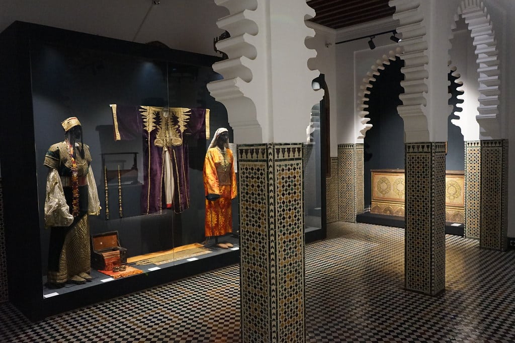 Salle d'exposition du Musée ethnographique Bab Okla à Tétouan.