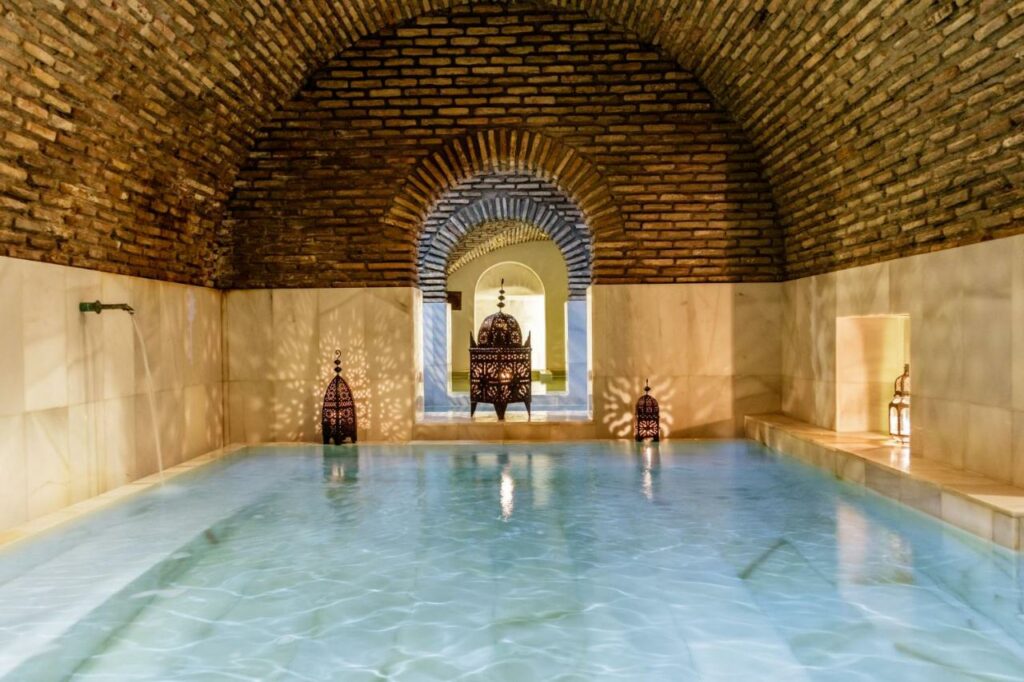 Piscine de l'Hotel Riad Medina Mudejar à Tolède.