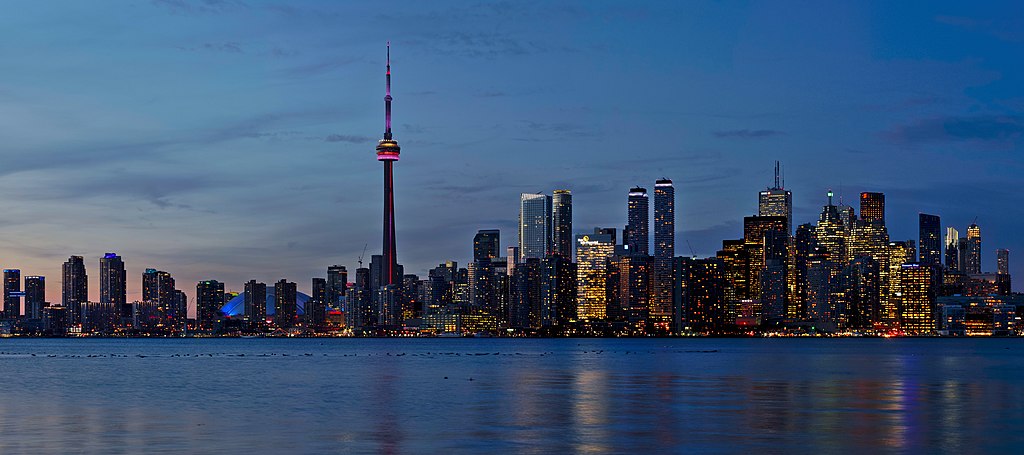 Lire la suite à propos de l’article Visiter Toronto au Canada : Métropole vibrante et multiculturelle