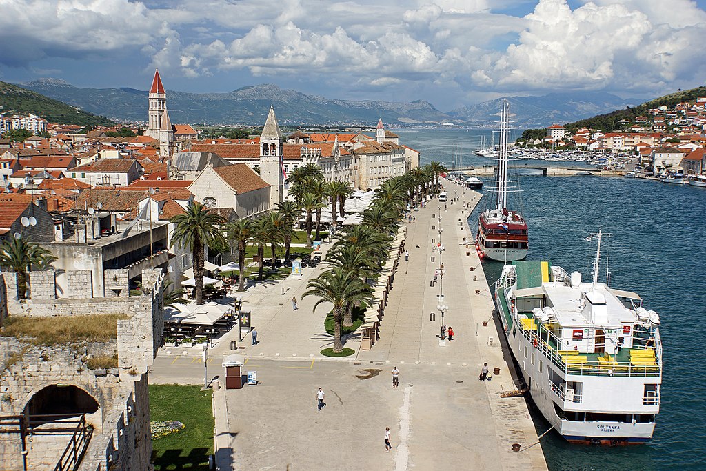 Promenade de Trogir, carte postale de ville - Photo Dennis Jarvis - Licence ccbysa 2.0