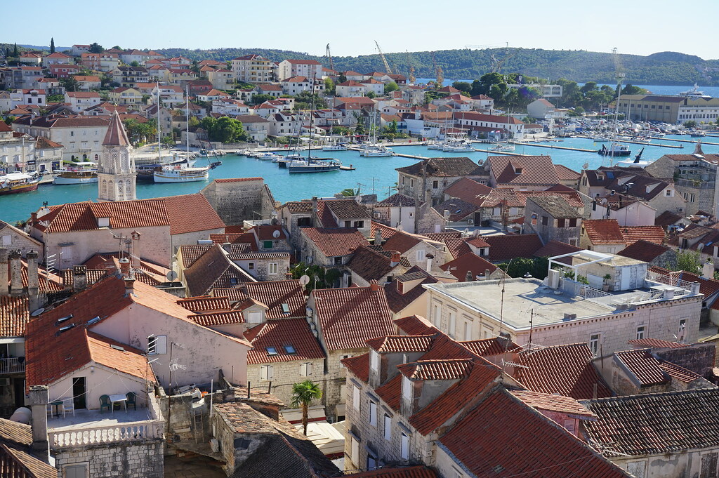 Vue depuis la Cathédrale Saint Laurent à Trogir.