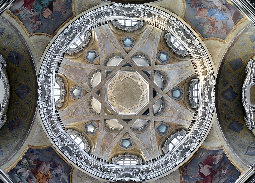 L'extraordinaire dôme de l'église San Lorenzo à Turin - Photo de Livioandronico2013