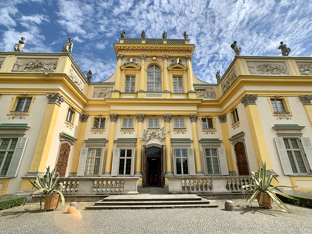 Façade du Palais de Wilanów au sud de Varsovie - Photo de kgbo