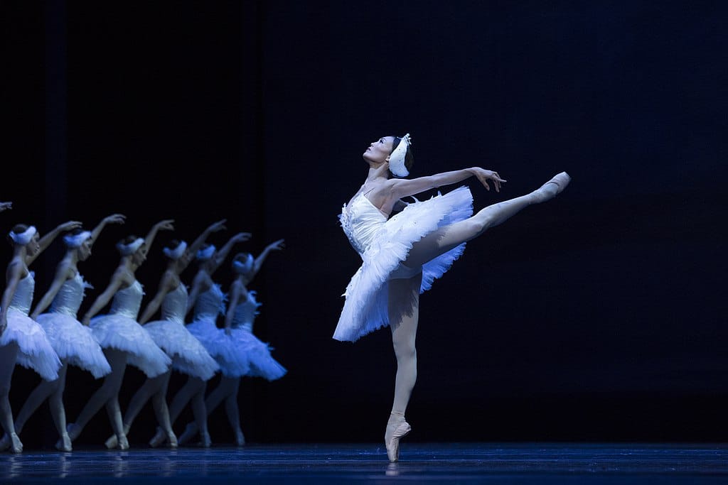 > Opéra de Varsovie dans le Centre-Nord : Ballet National avec Yuka Ebihara dans le lac des cygnes. Photo Ewa Krasucka TW-ON