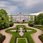 Palais Krasinski à Varsovie : Bibliothèque Nationale et jardins à la française