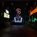 Insolite musée du néon à Varsovie : Bienvenue en 1970 ! [Praga]