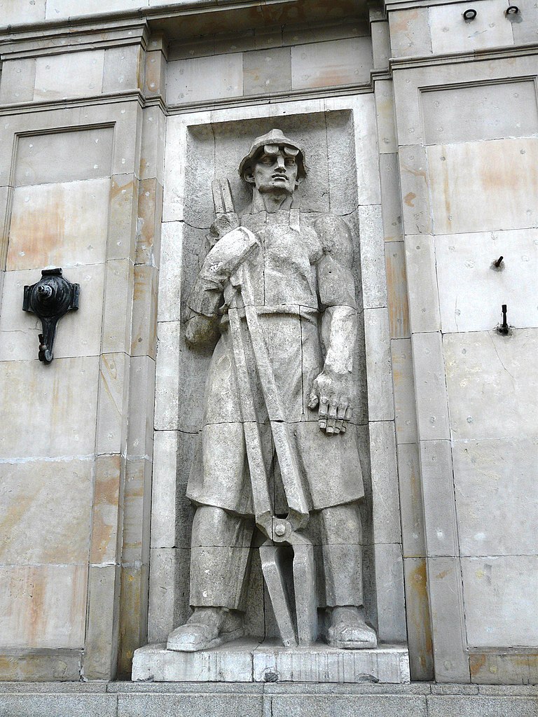 varsovie-mdm-Śródmieście_Południowe,_Warszawa,_Poland_franek2