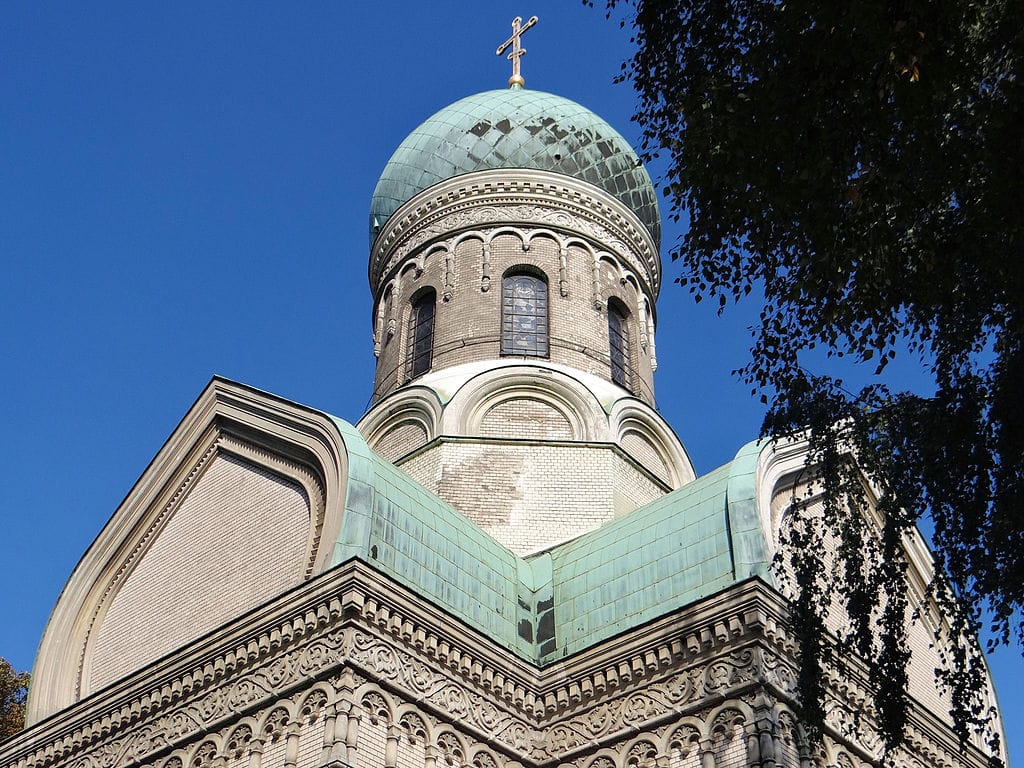 Eglise dans le cimetière orthodoxe de Wola à Varsovie - Photo de Jolanta Dyr