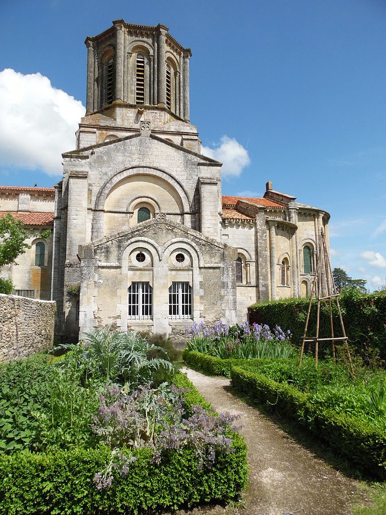 Jardin du prieuré à Vouvant - Photo de Charly G. - Licence ccbysa 4.0