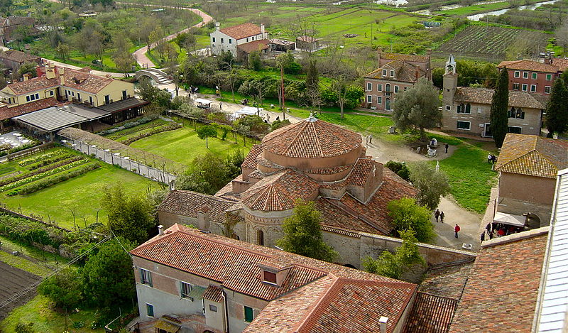 Vue sur l'île de Torcello depuis le campanile - Photo d'Alex Proimos