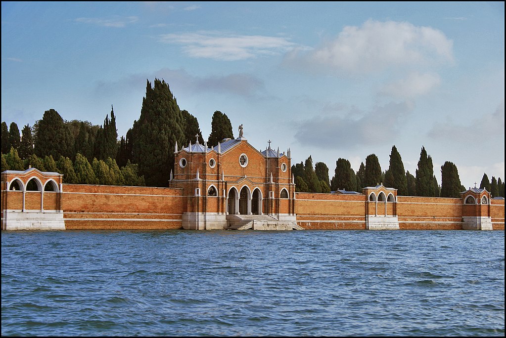 Lire la suite à propos de l’article Cimetière de San Michele à Venise : L’île aux morts