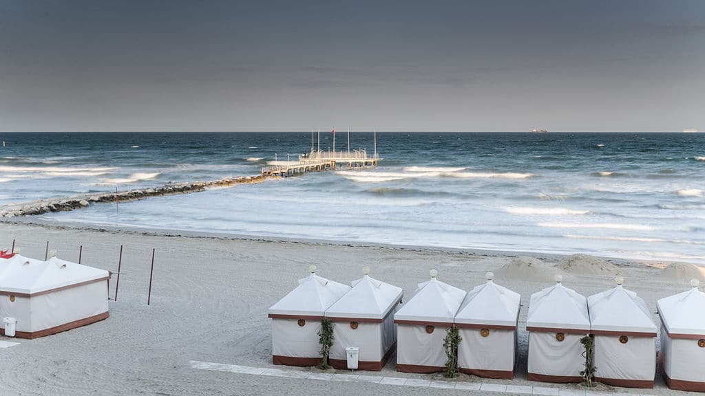 Plage devant l'Hotel Excelsior sur le Lido de Venise - Photo de Florian Fuchs