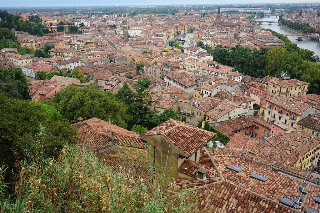 Vue sur le quartier de Veronetta, le quartier étudiant.