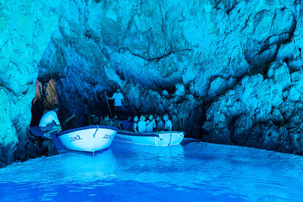 Dans la grotte bleue à Bisevo - Photo de dronepicr - Licence ccby 2.0