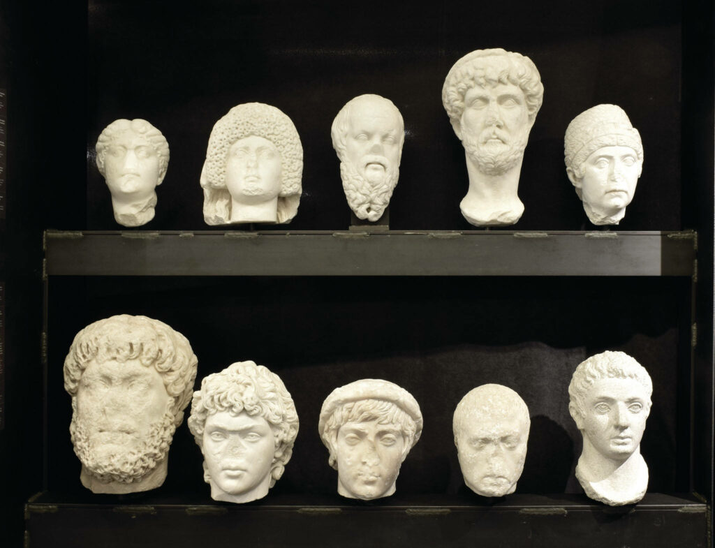 Les nez cassés du musée archéologique de Zadar.