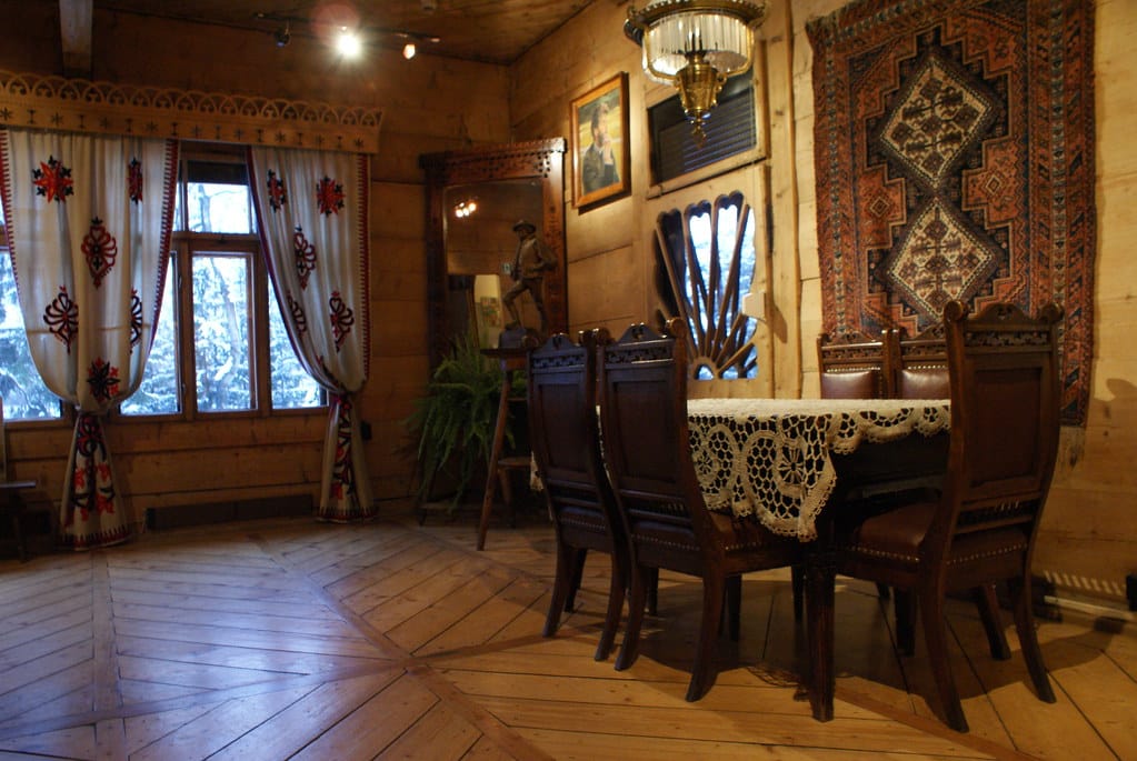 Salon de la Willa Koliba.