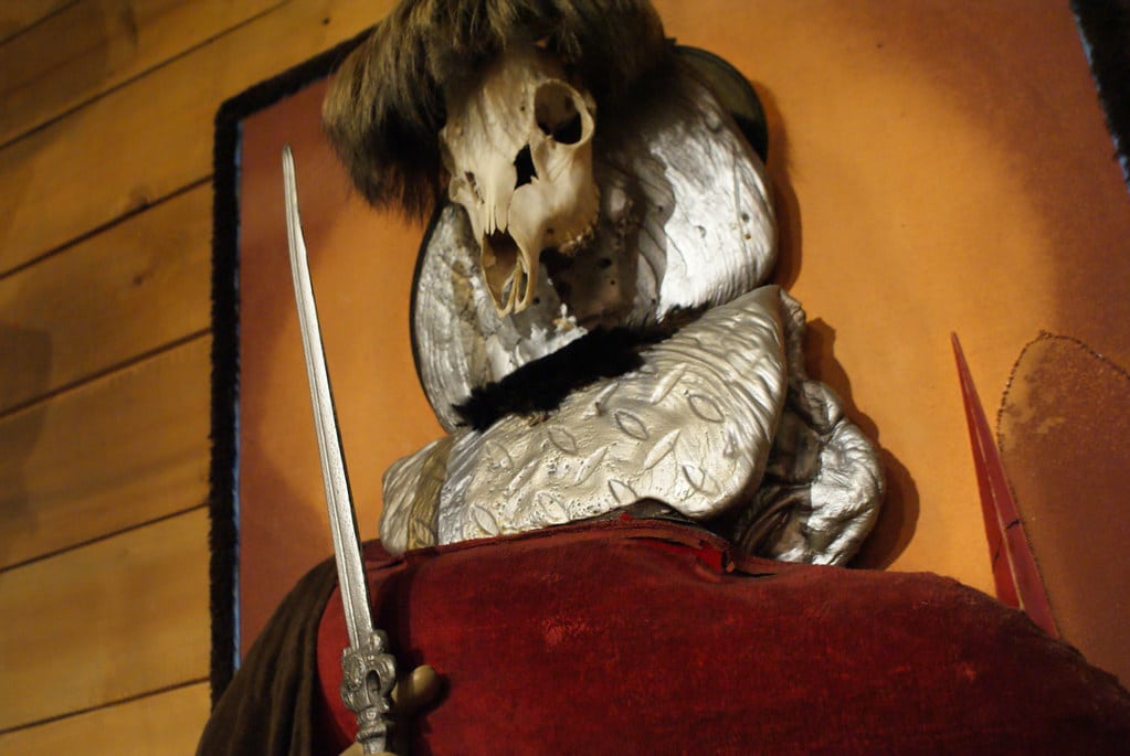 Sculpture d’Hasior « Hamlet » (?) au musée de Zakopane.